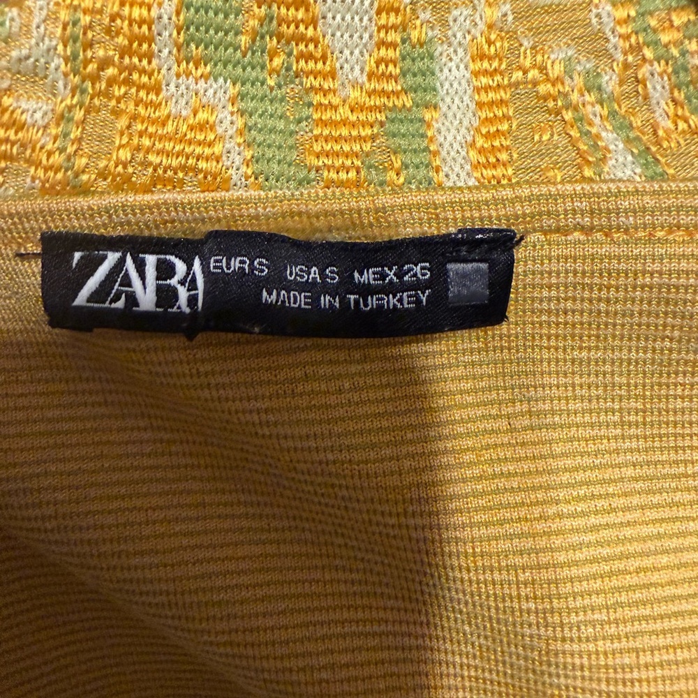 Zara Yellow and Green Paisley Blouse - Picture 3 of 4